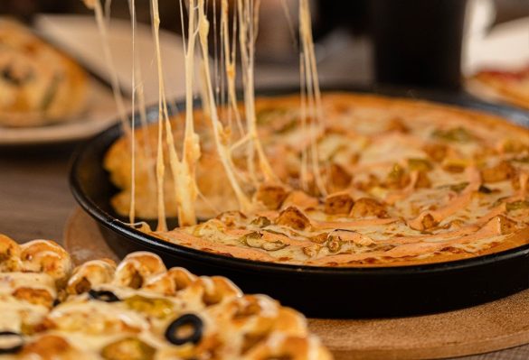 Top 5 Pizza Flavours Pakistanis Love in 2025 | California Pizza